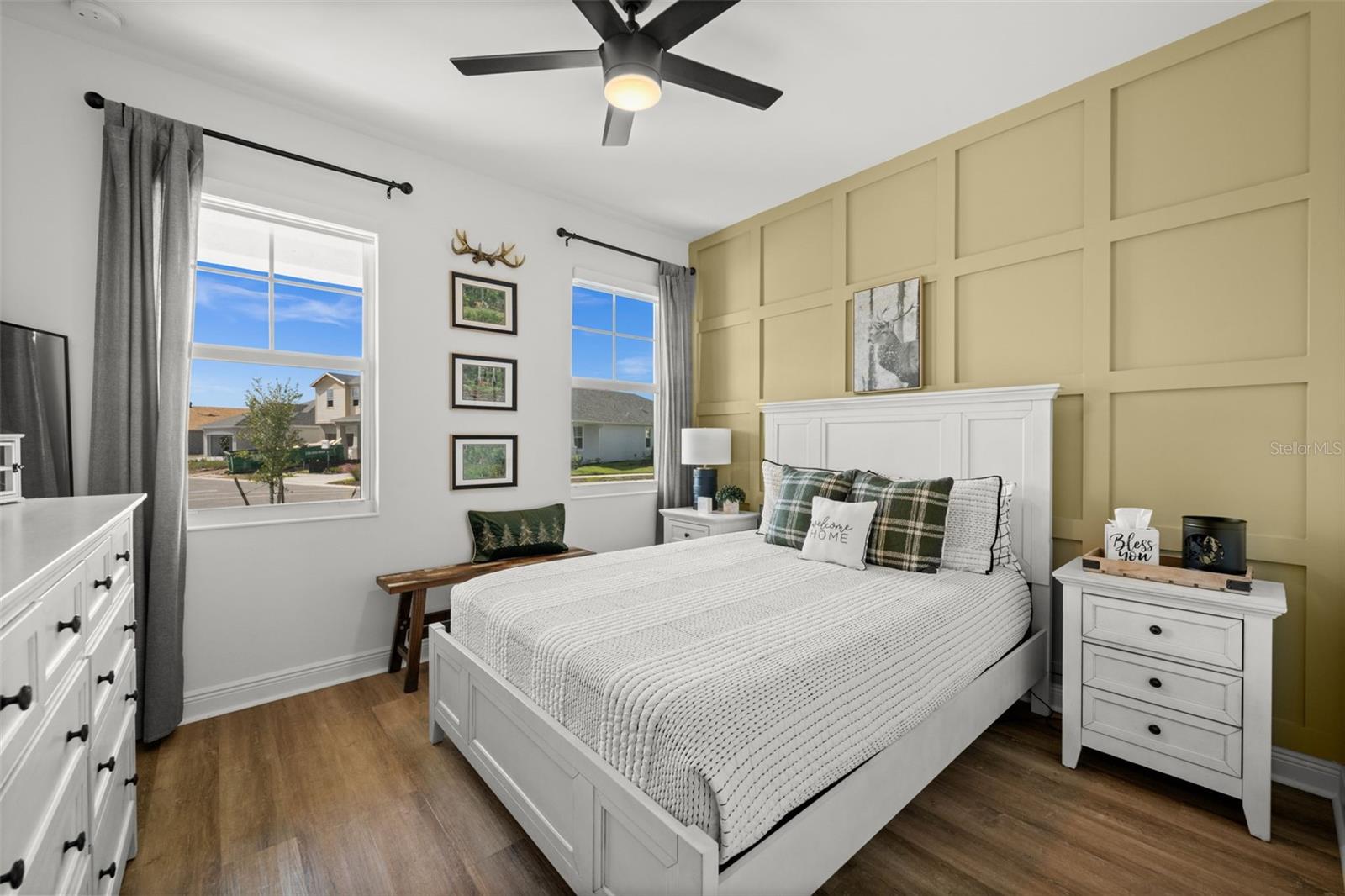 Image 43 of 67 For 44766 Kelsa Anne Loop