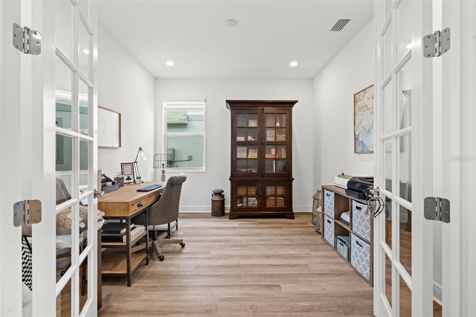 Image 47 of 67 For 44766 Kelsa Anne Loop