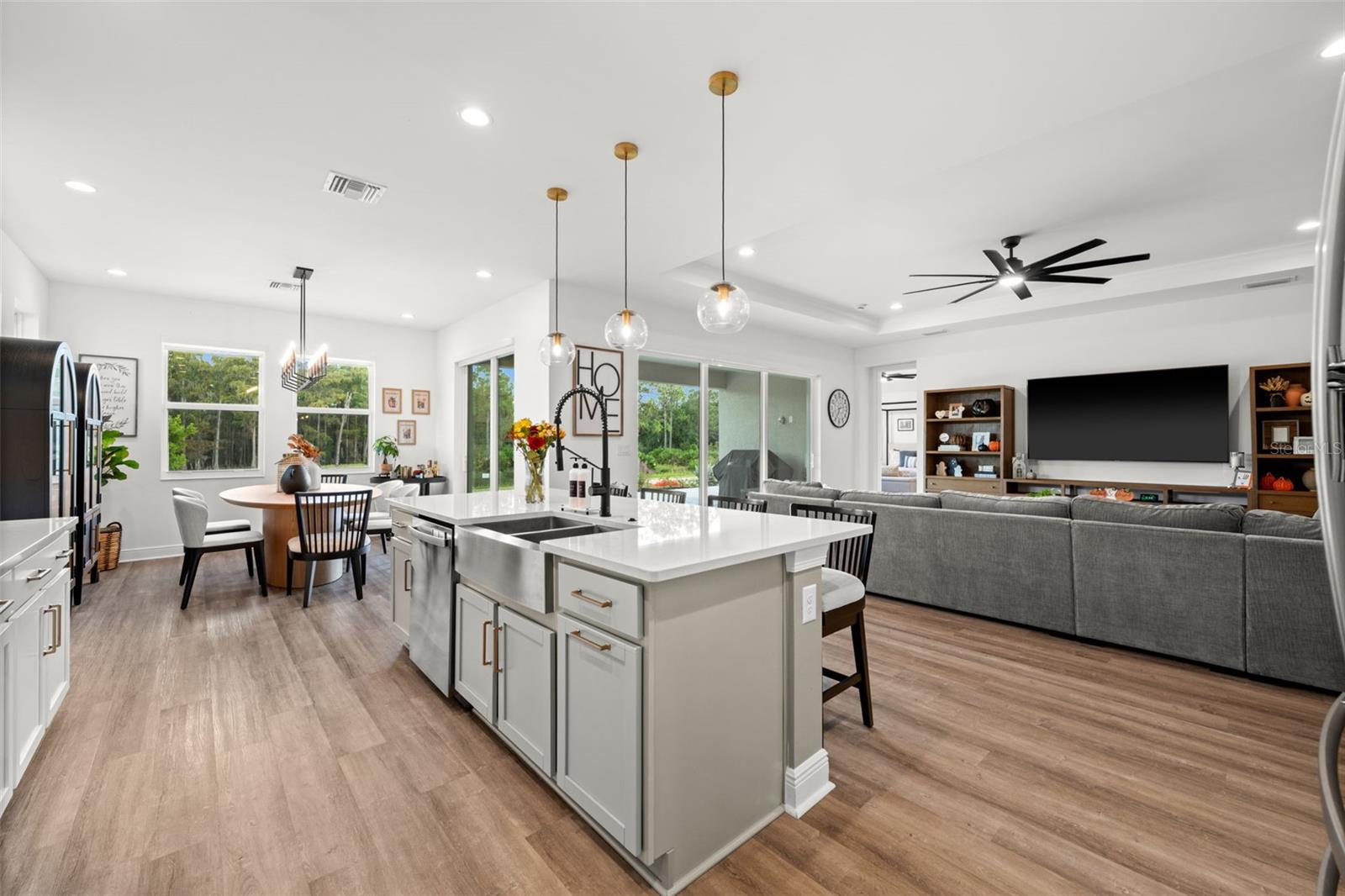 Image 8 of 67 For 44766 Kelsa Anne Loop