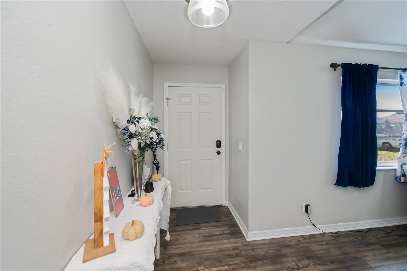 Image 4 of 63 For 18530 Hottelet Circle