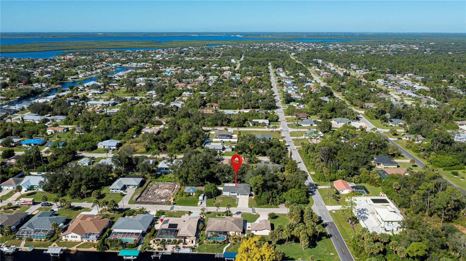 Image 52 of 63 For 18530 Hottelet Circle