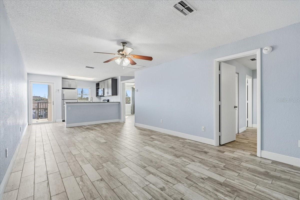 Image 12 of 40 For 25100 Sandhill Boulevard 201