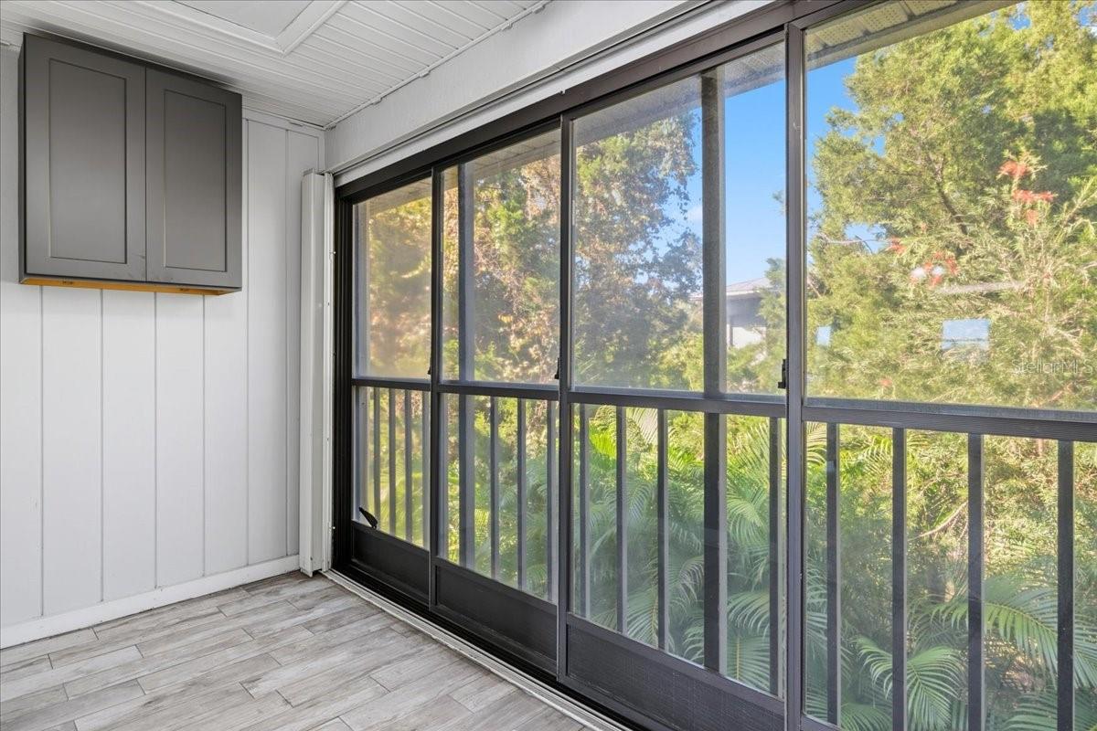 Image 23 of 40 For 25100 Sandhill Boulevard 201