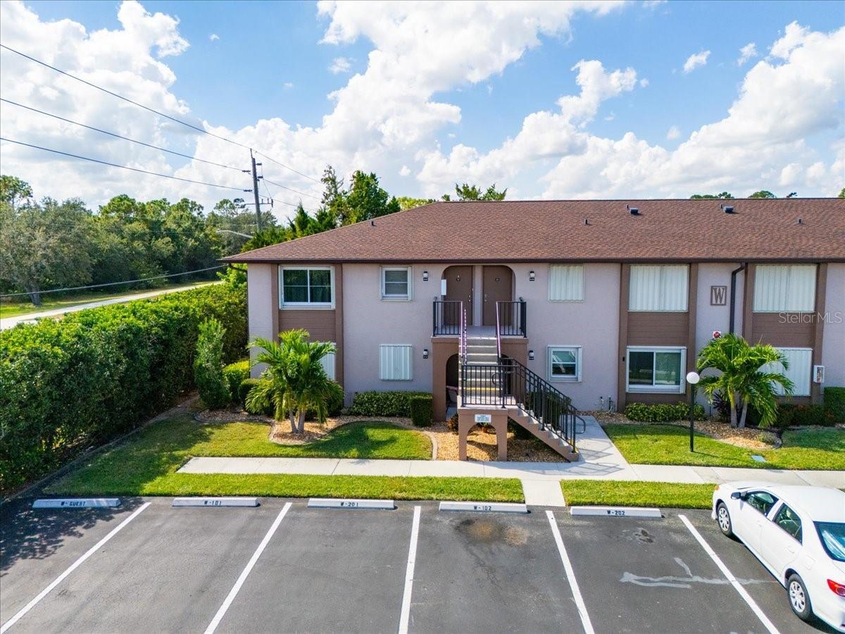 Image 35 of 40 For 25100 Sandhill Boulevard 201