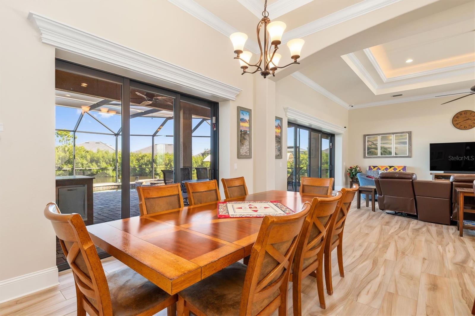 Image 16 of 79 For 15516 Margo Circle