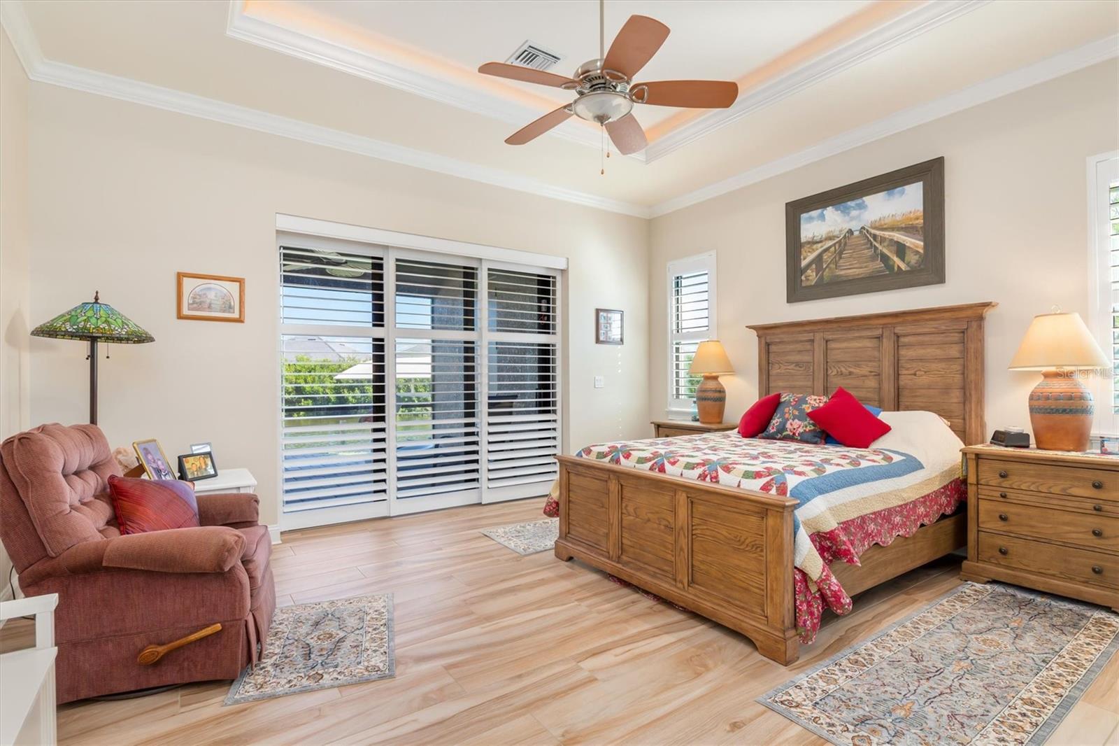 Image 23 of 79 For 15516 Margo Circle