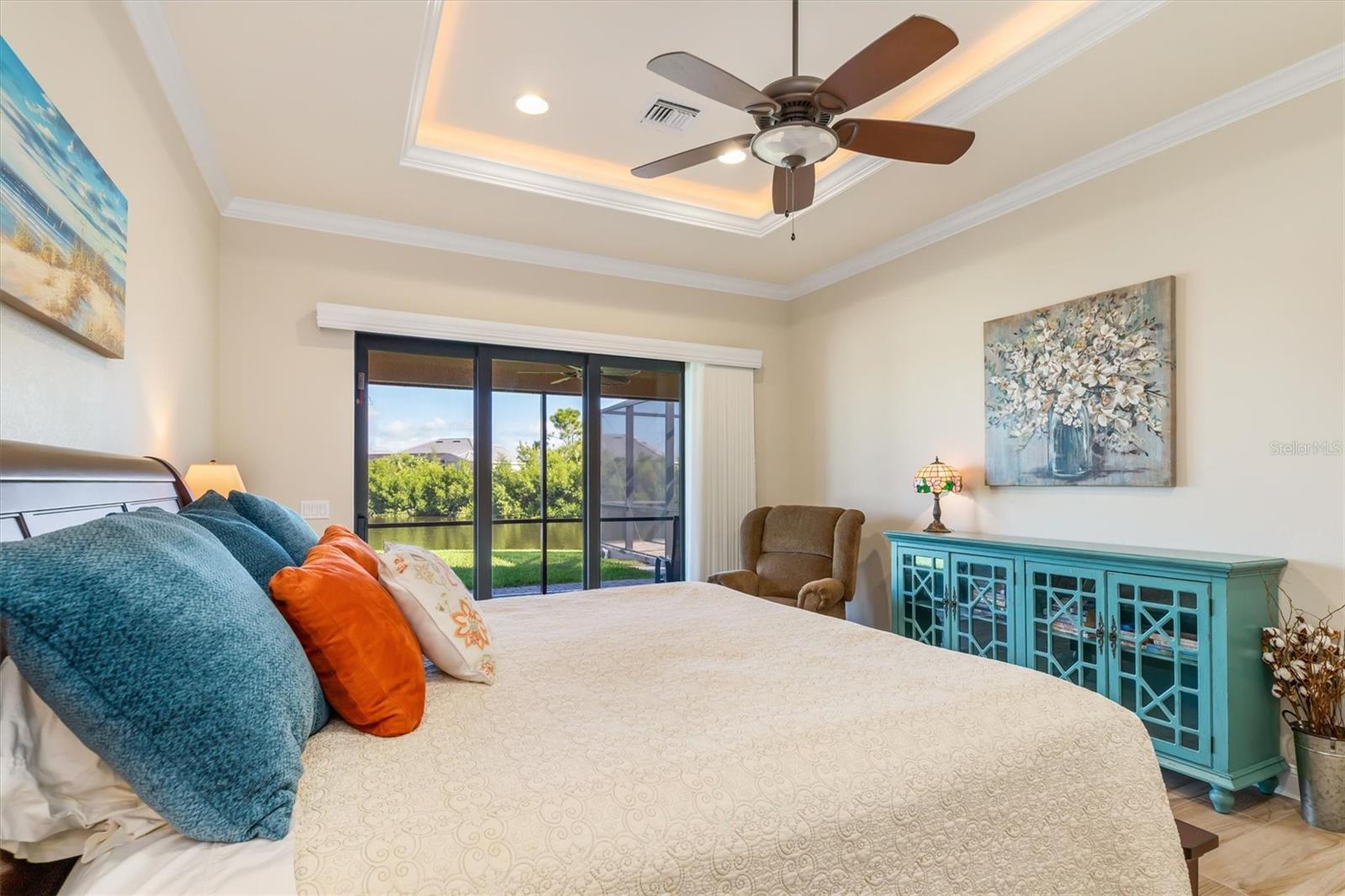 Image 33 of 79 For 15516 Margo Circle