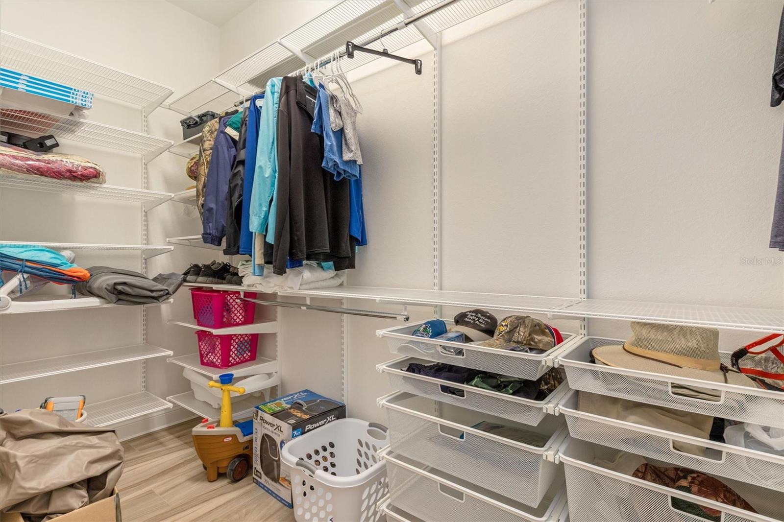 Image 39 of 79 For 15516 Margo Circle