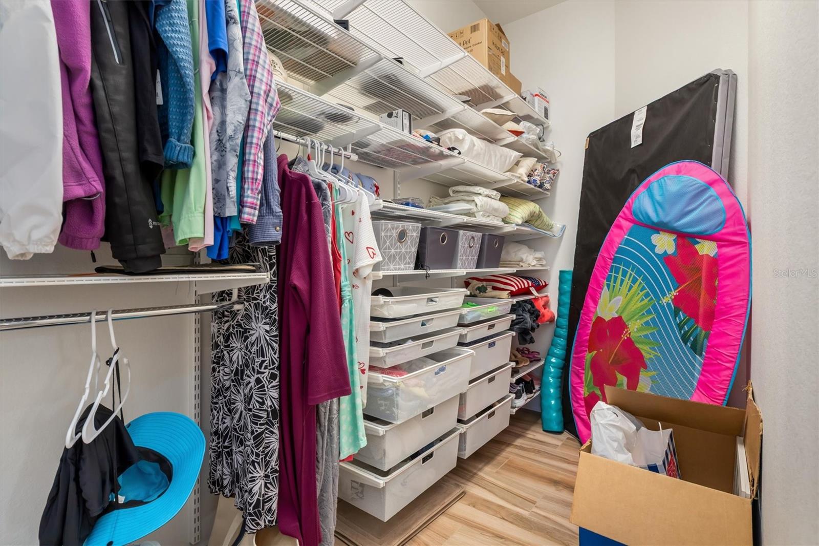 Image 40 of 79 For 15516 Margo Circle