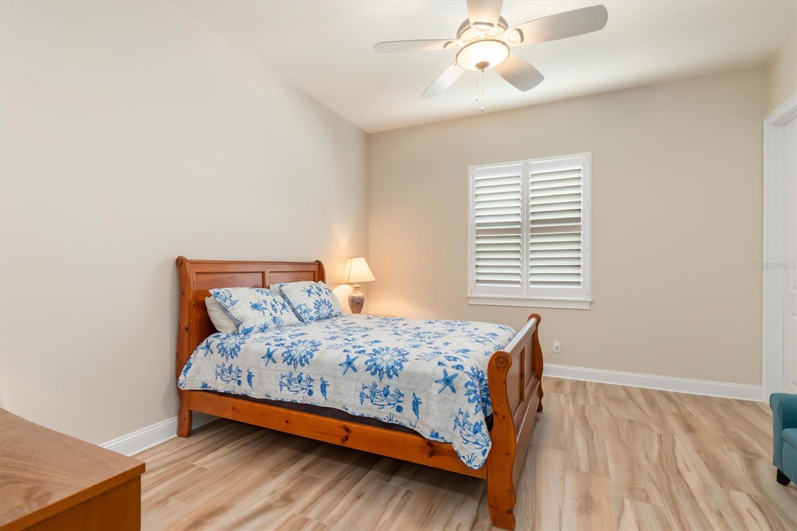 Image 41 of 79 For 15516 Margo Circle