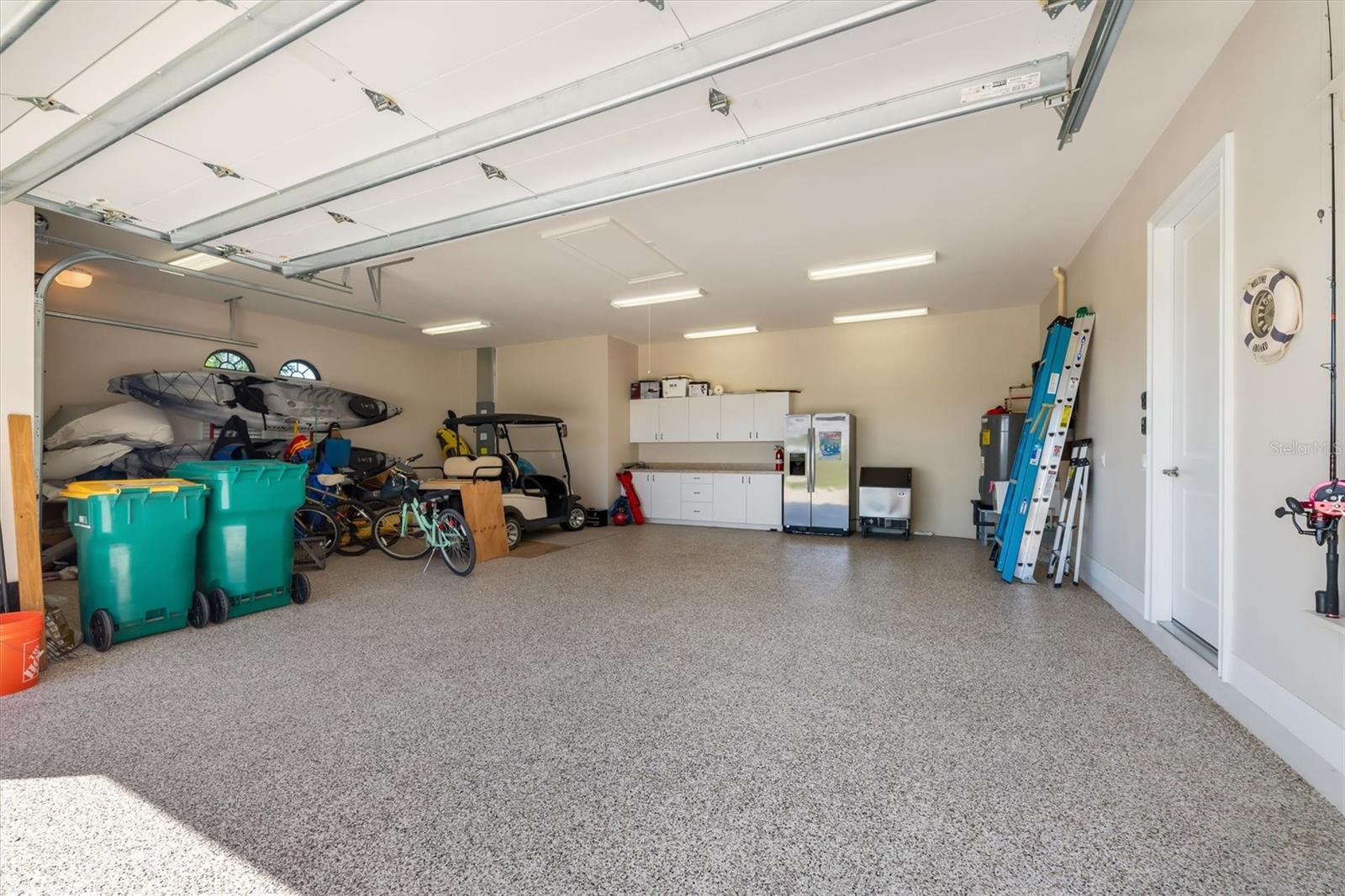 Image 61 of 79 For 15516 Margo Circle