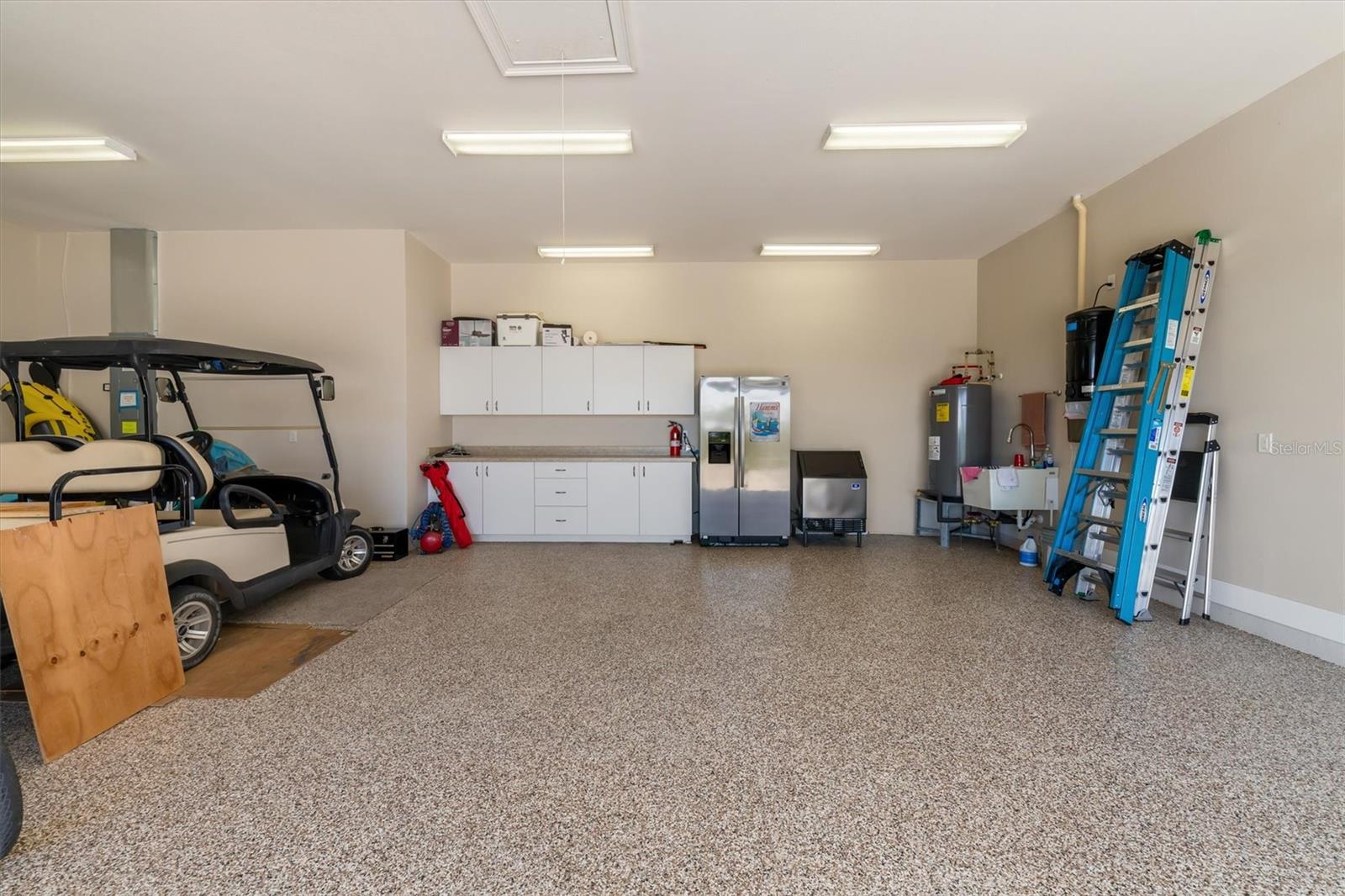 Image 63 of 79 For 15516 Margo Circle