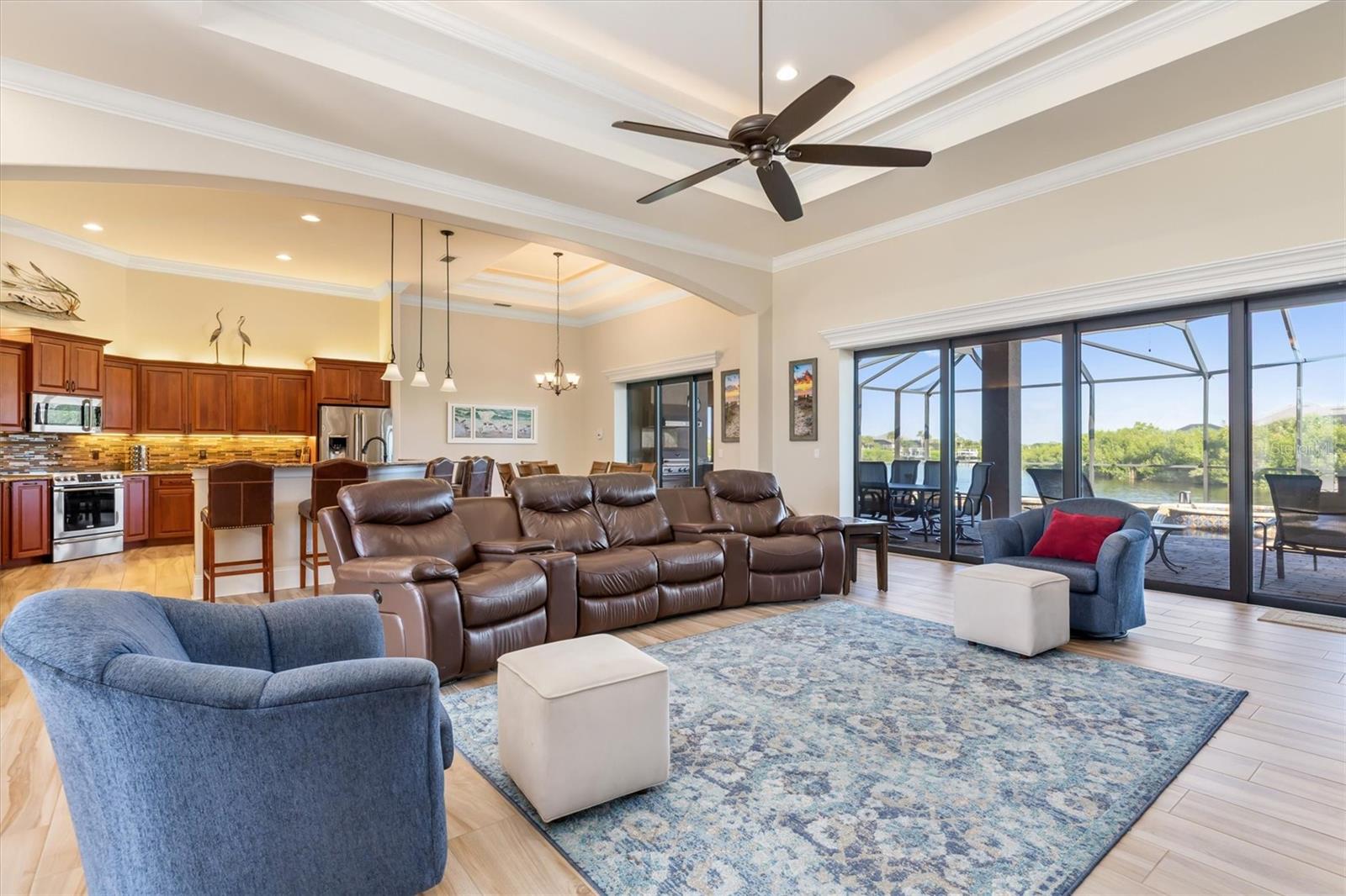 Image 9 of 79 For 15516 Margo Circle