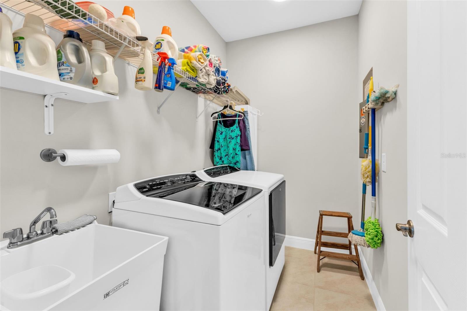 Image 39 of 60 For 10425 Pilothouse Court 132