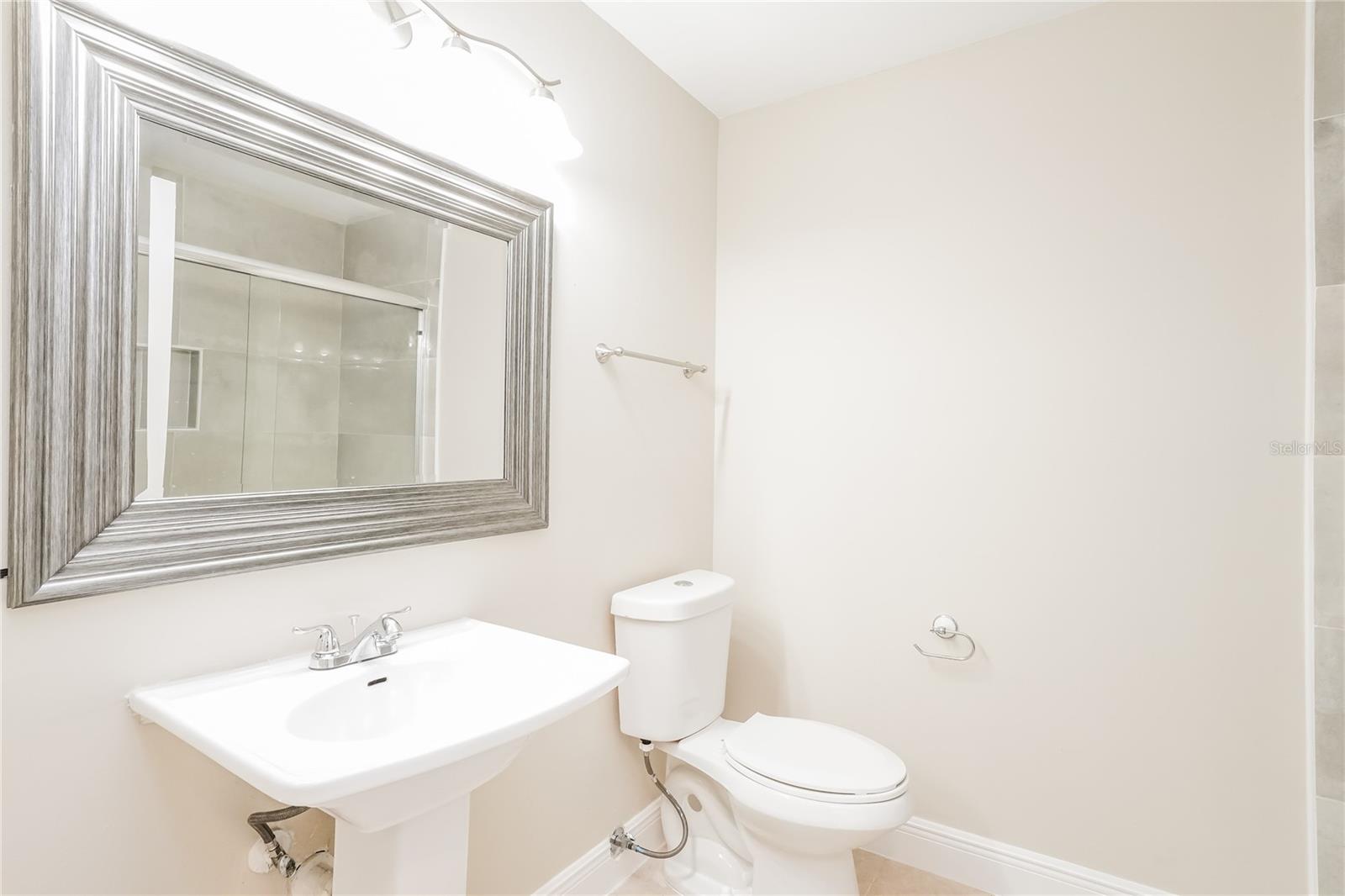 Image 9 of 14 For 10013 Richardson Court