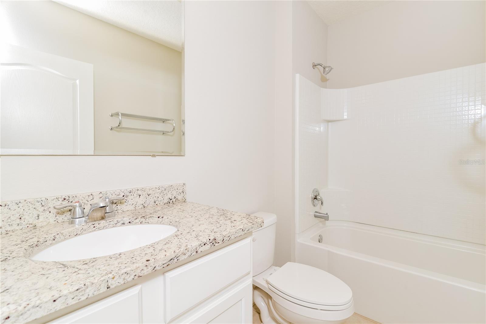 Image 7 of 15 For 1754 Point O Woods Court