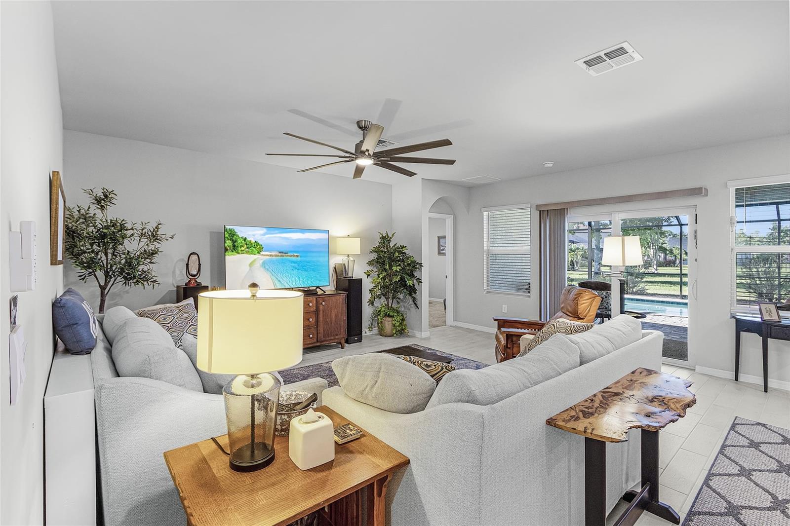 Image 11 of 41 For 16539 Becasse Drive