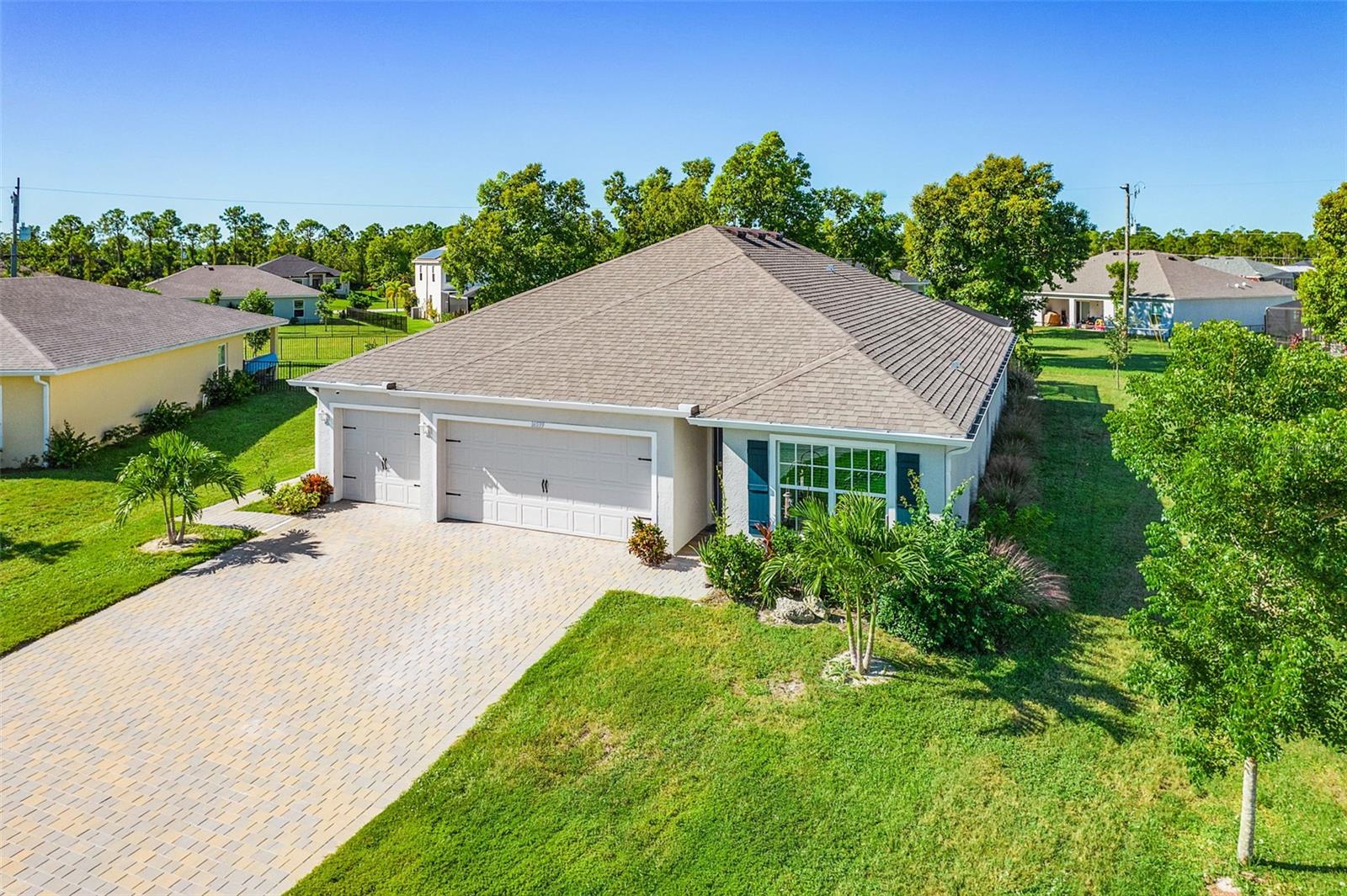 Image 31 of 41 For 16539 Becasse Drive