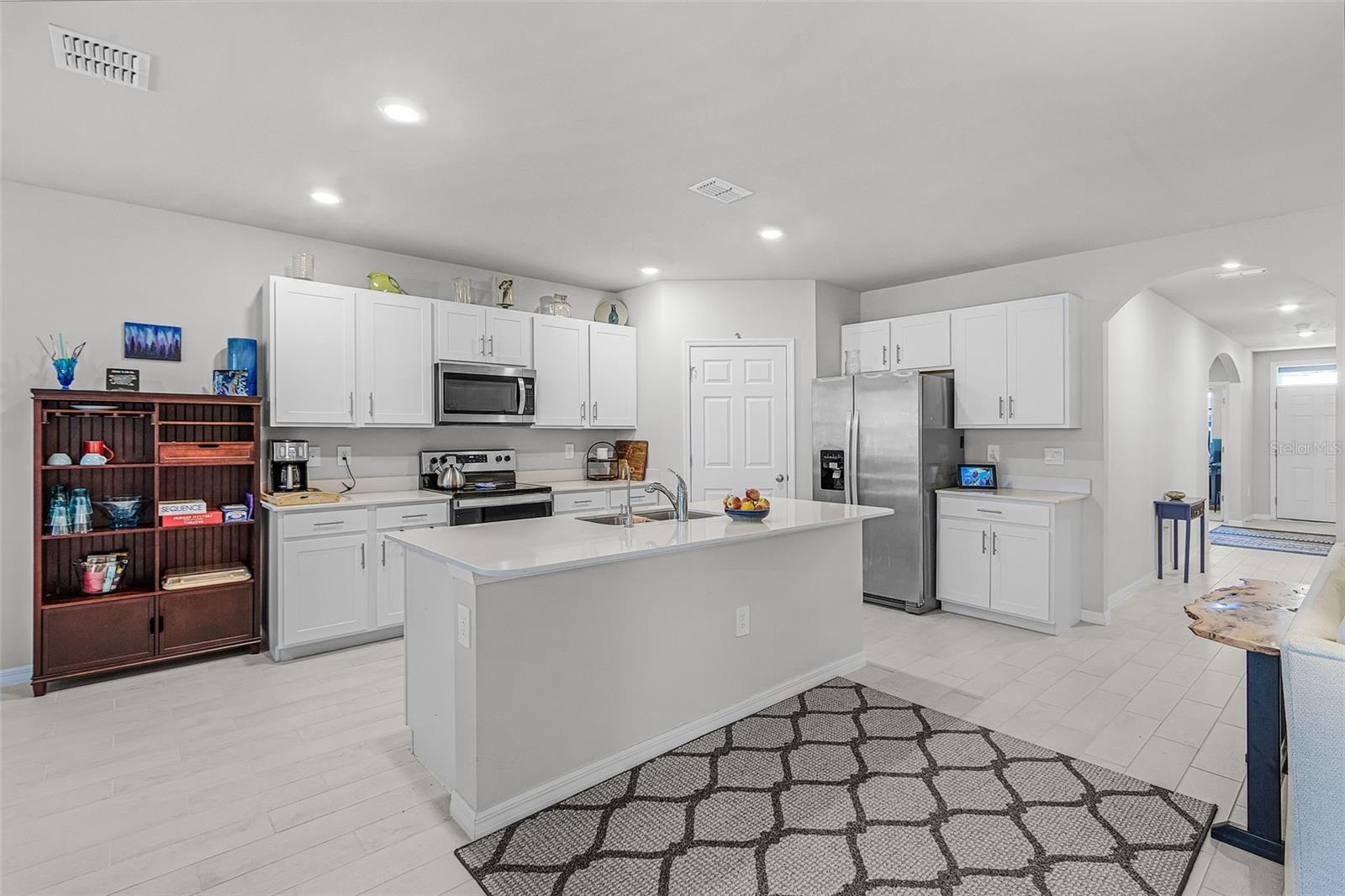 Image 4 of 41 For 16539 Becasse Drive