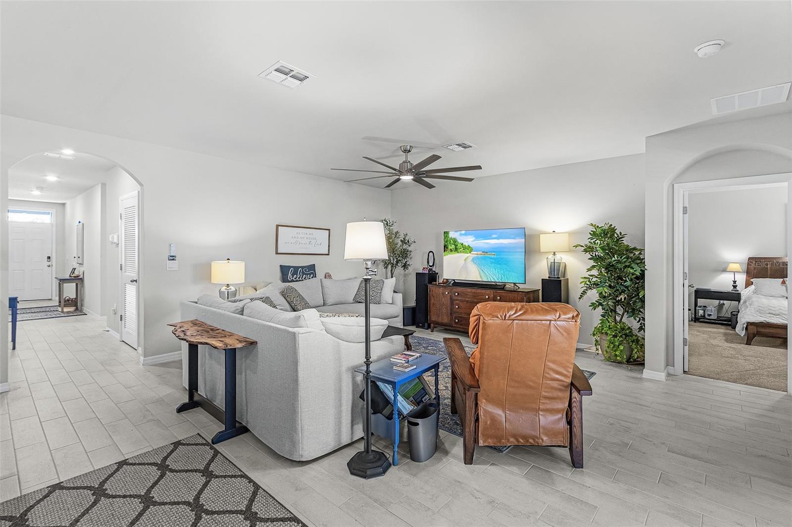 Image 9 of 41 For 16539 Becasse Drive