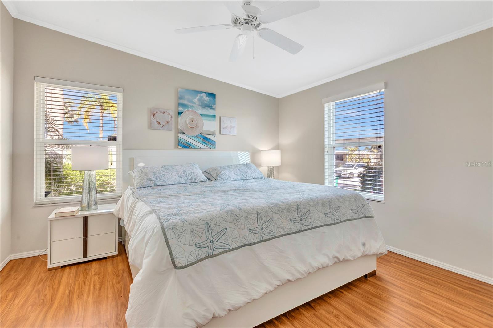 Image 10 of 36 For 2100 Kings Highway 1025