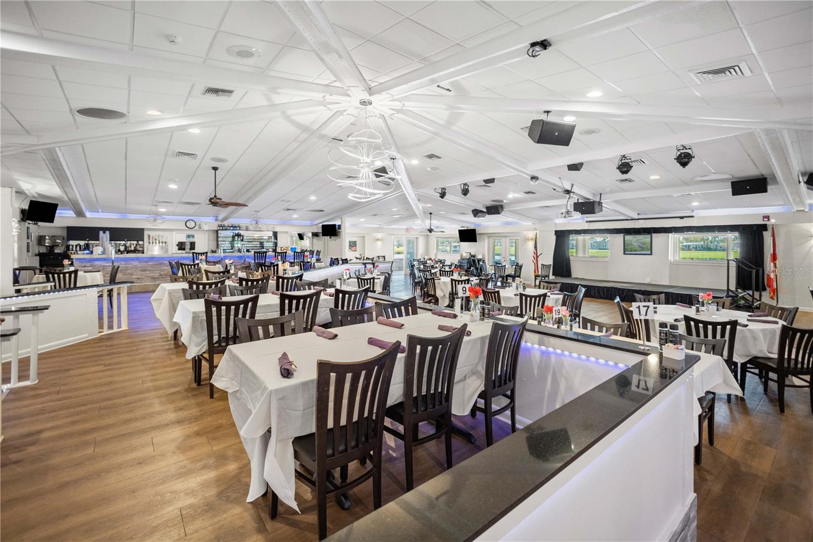 Image 25 of 36 For 2100 Kings Highway 1025