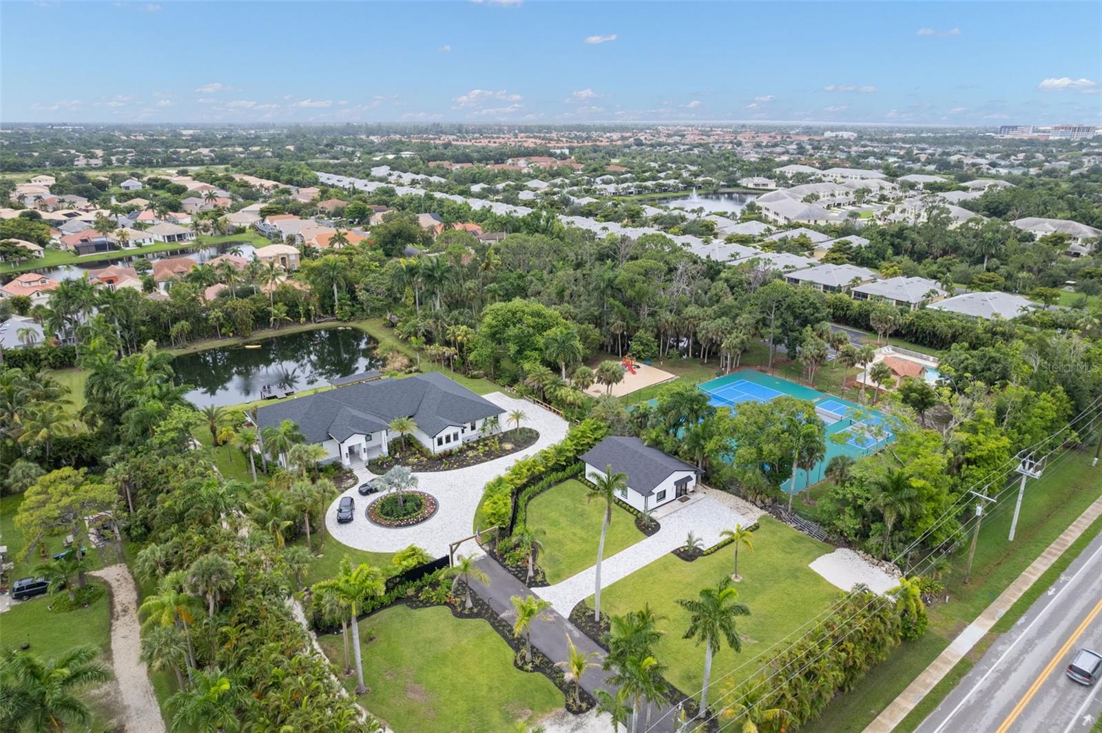 Image 29 of 31 For 9807 Casa Mar Circle