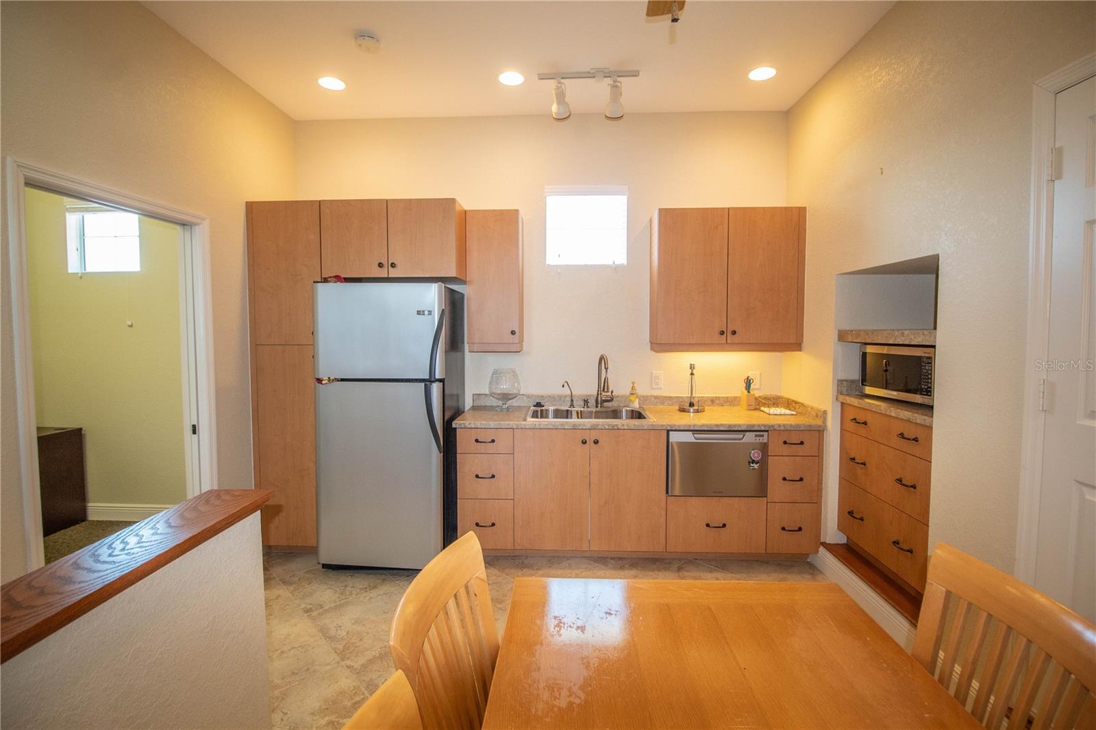 Image 25 of 32 For 334 Olympia Avenue