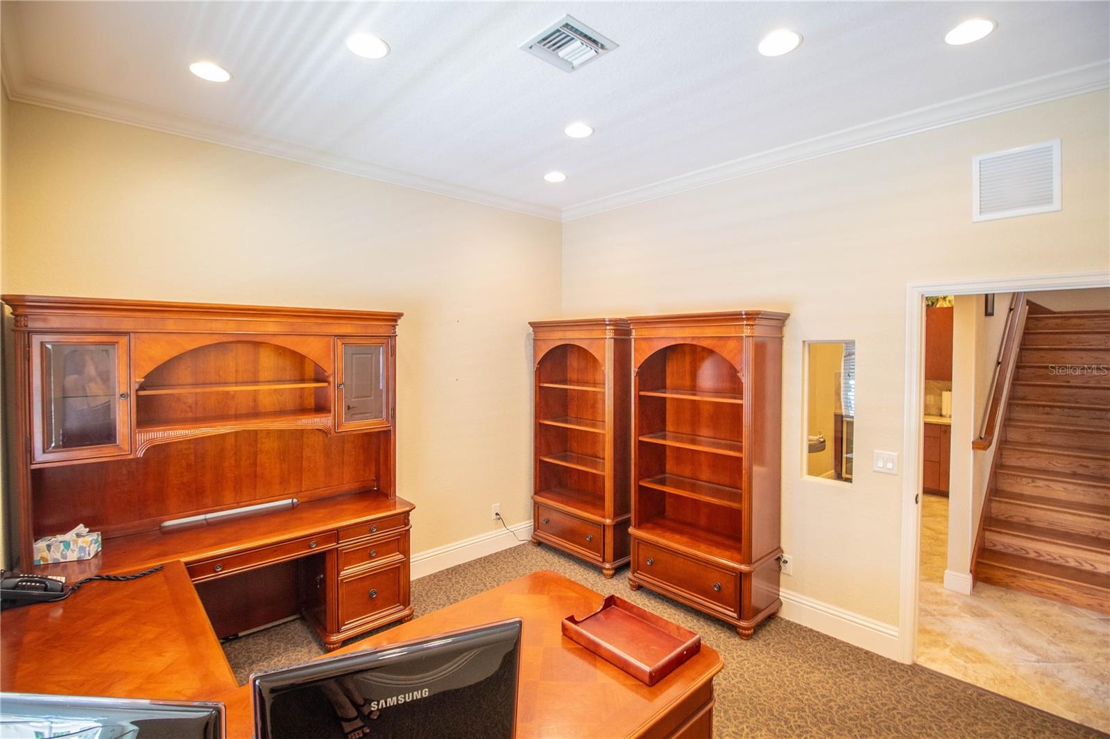 Image 26 of 32 For 334 Olympia Avenue