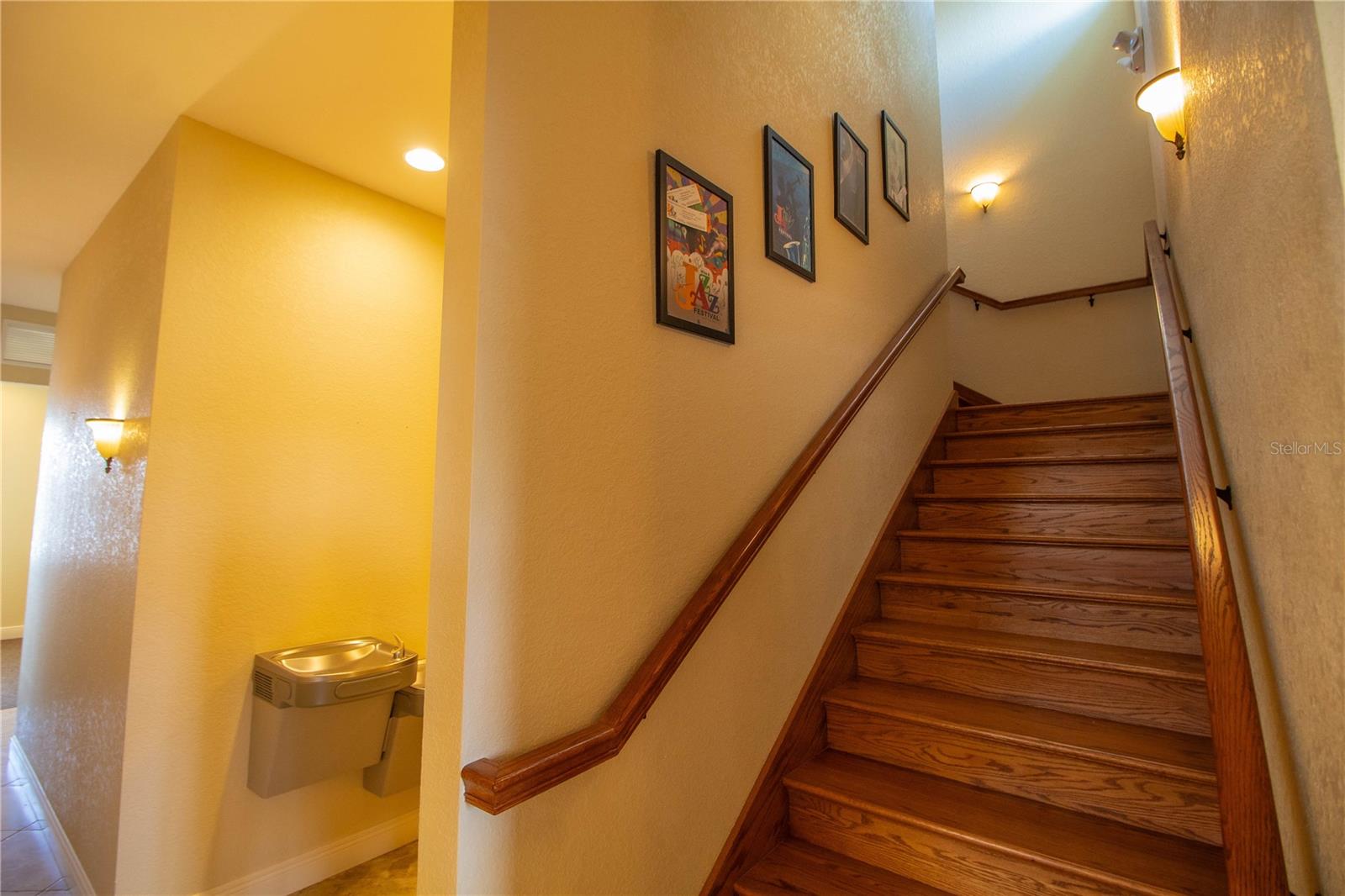 Image 27 of 32 For 334 Olympia Avenue