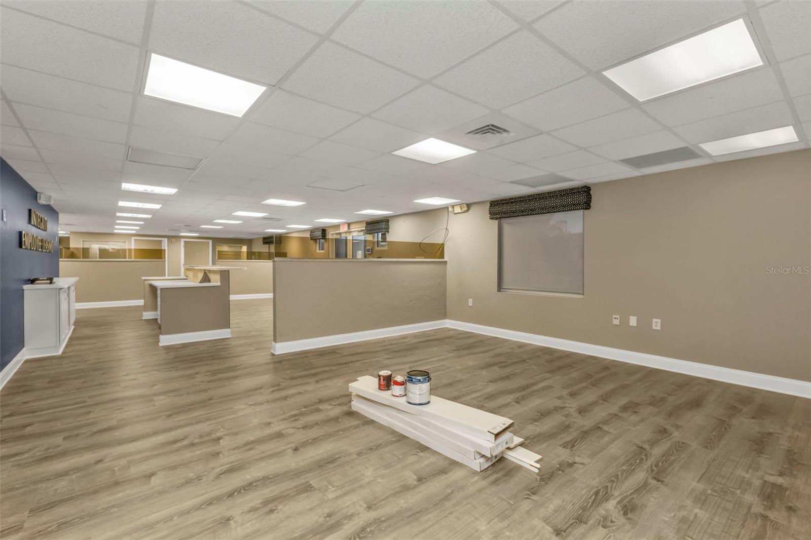 Image 14 of 40 For 128 Charlotte Avenue 117b