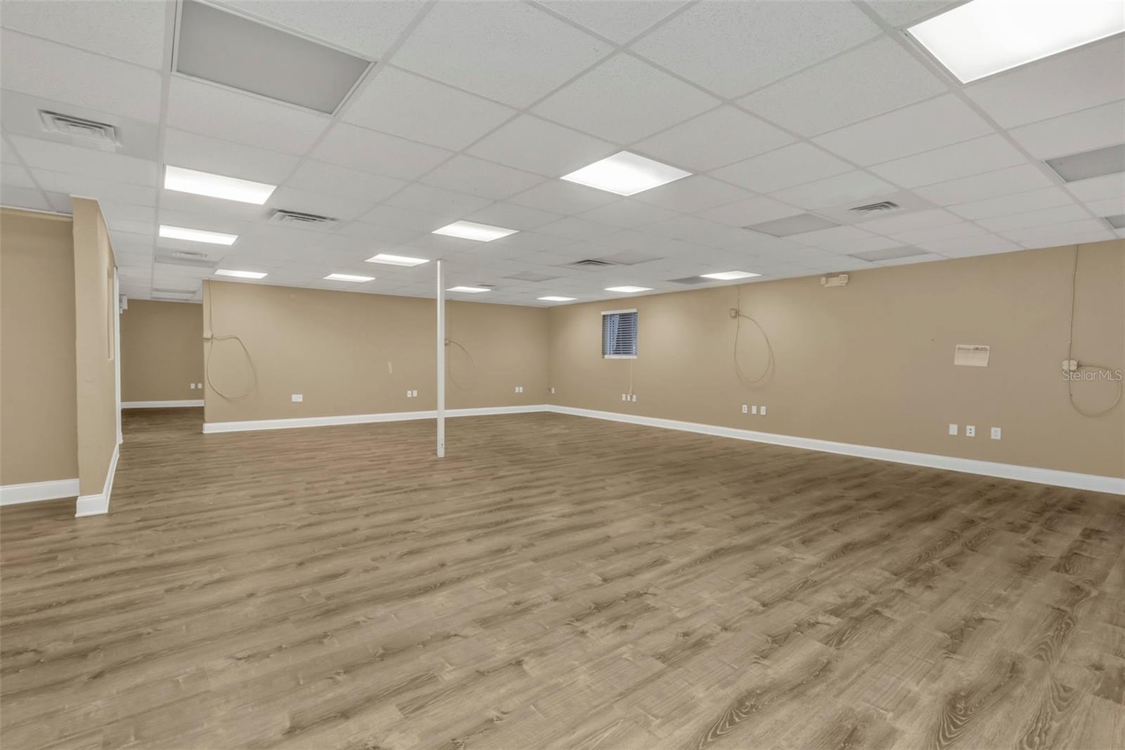 Image 24 of 40 For 128 Charlotte Avenue 117b