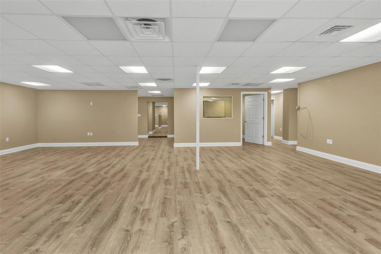 Image 26 of 40 For 128 Charlotte Avenue 117b