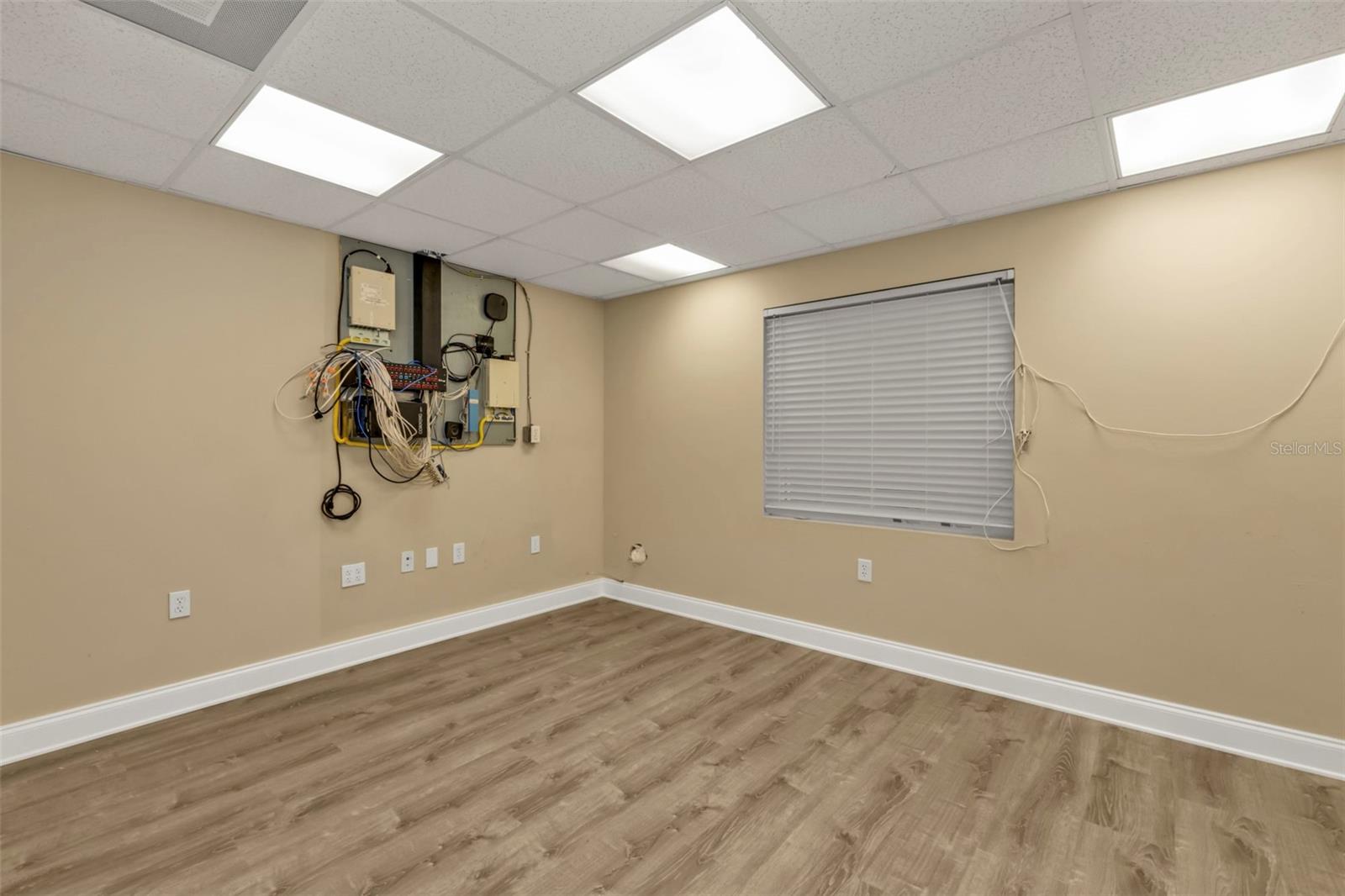 Image 40 of 40 For 128 Charlotte Avenue 117b