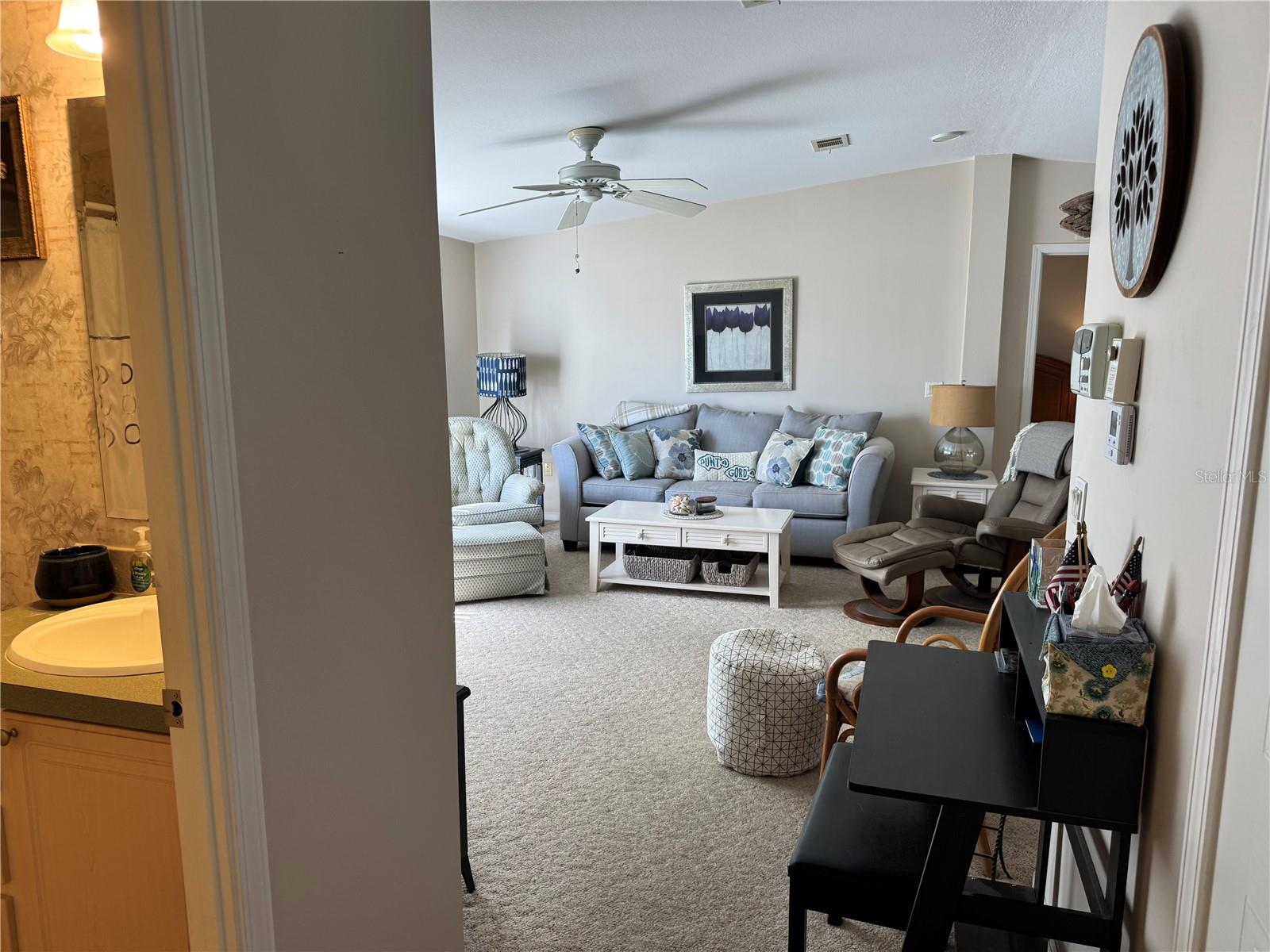 Image 24 of 38 For 10303 Burnt Store Road 245