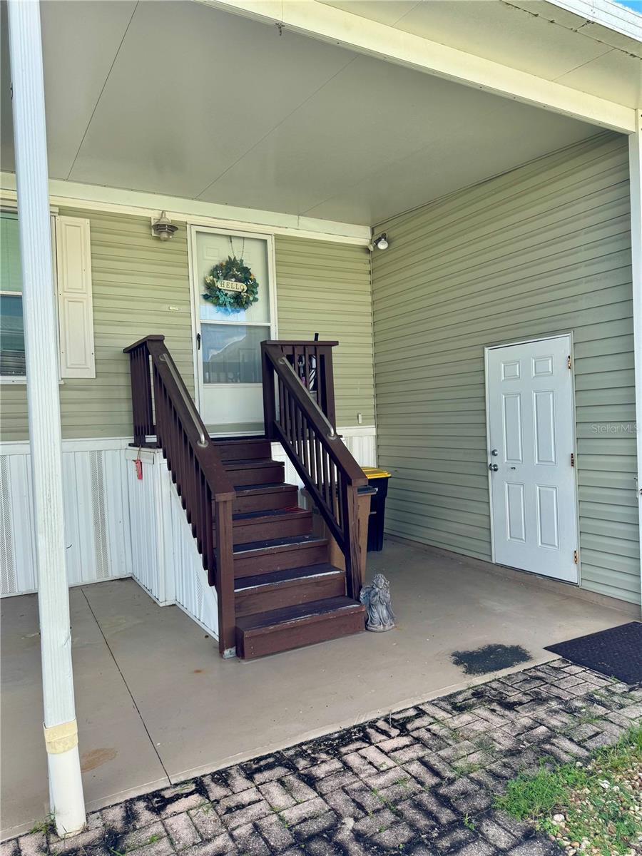 Image 25 of 38 For 10303 Burnt Store Road 245