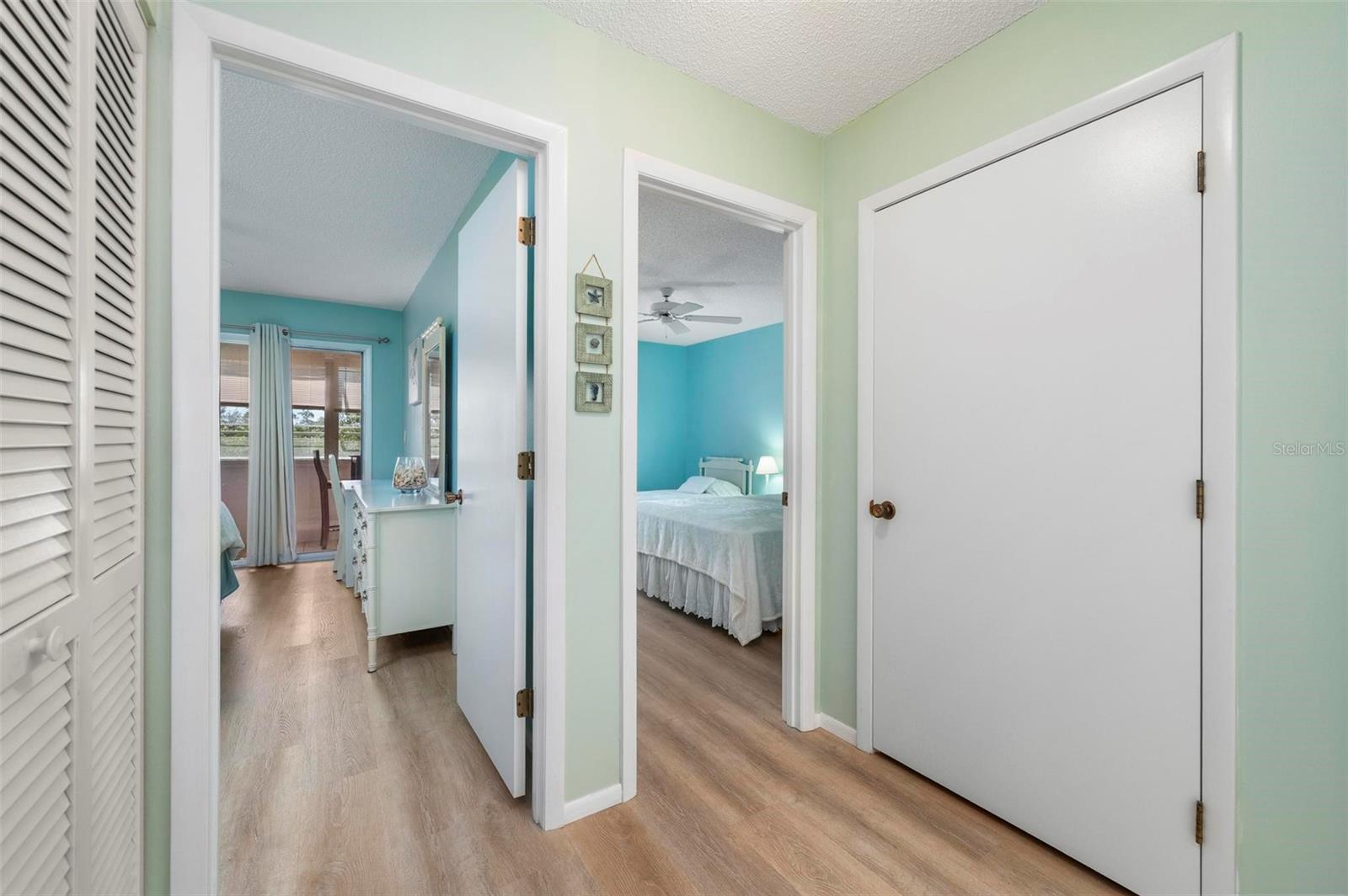 Image 15 of 64 For 22375 Edgewater Drive 234