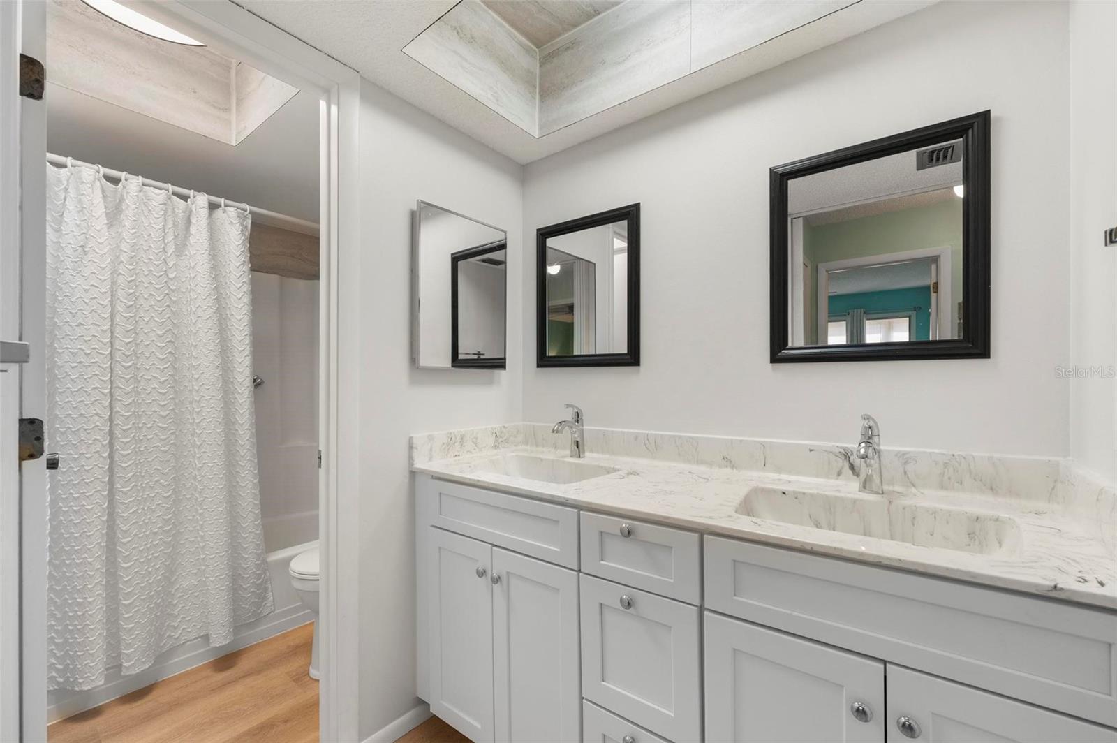 Image 22 of 64 For 22375 Edgewater Drive 234