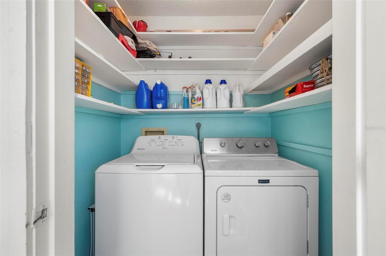 Image 28 of 64 For 22375 Edgewater Drive 234