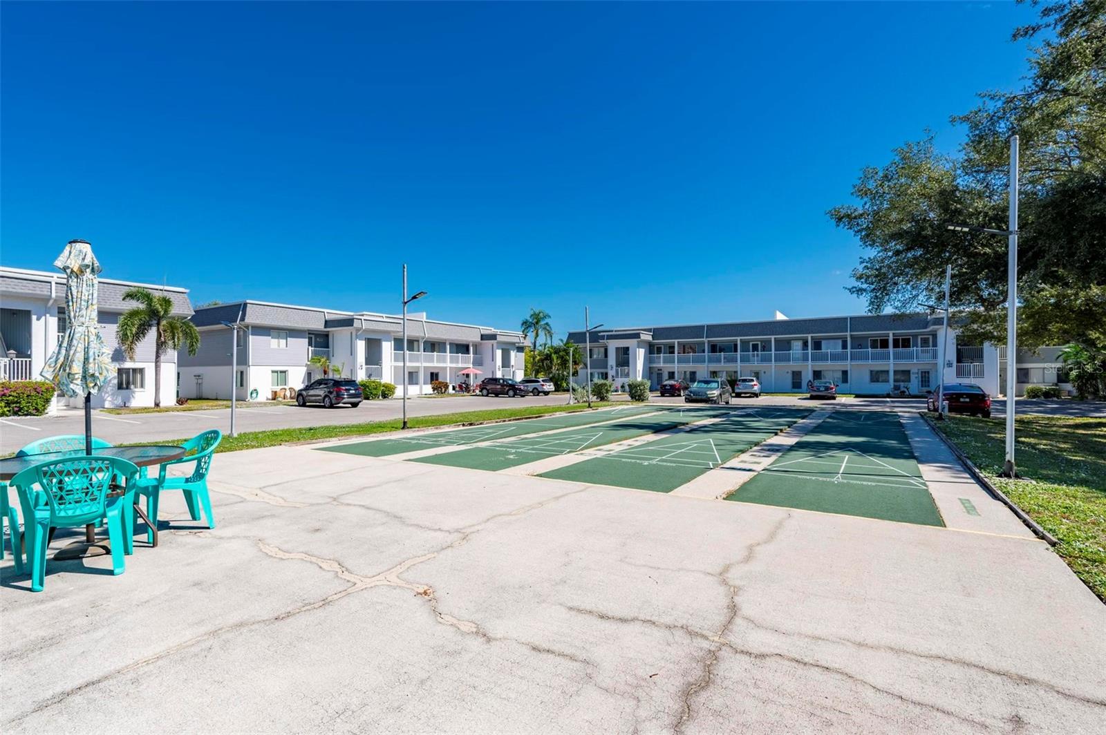 Image 30 of 64 For 22375 Edgewater Drive 234