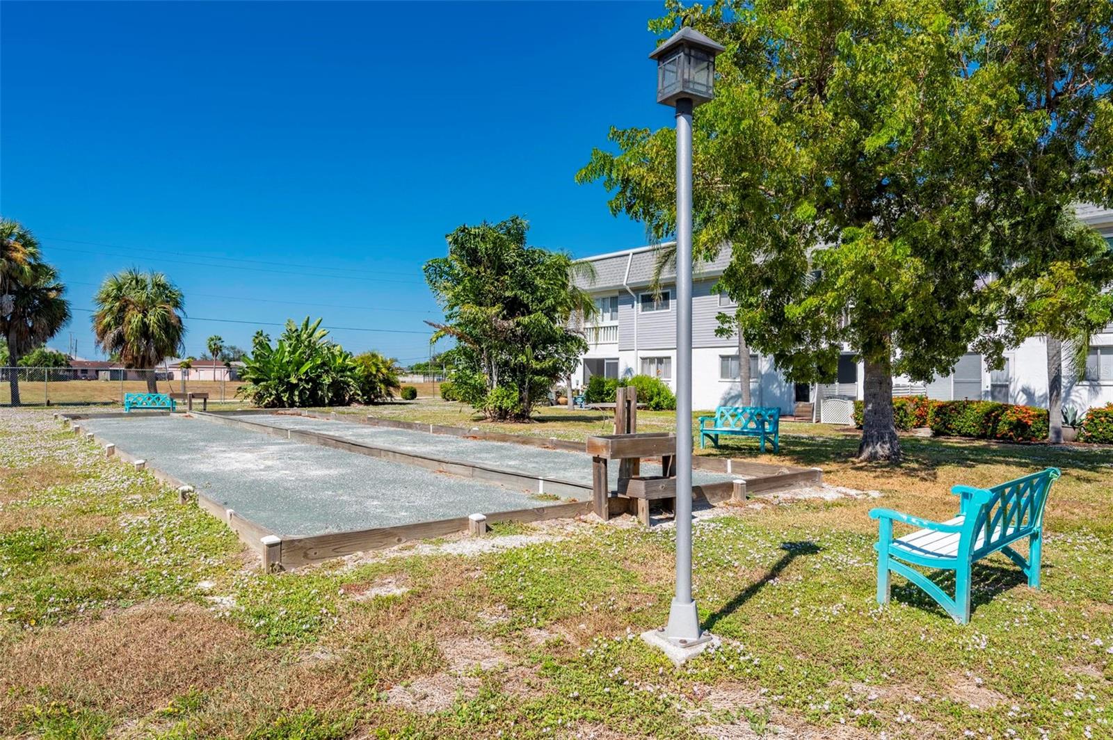 Image 34 of 64 For 22375 Edgewater Drive 234