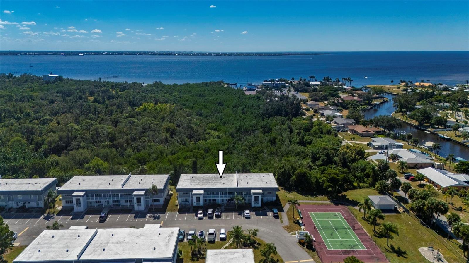 Image 44 of 64 For 22375 Edgewater Drive 234