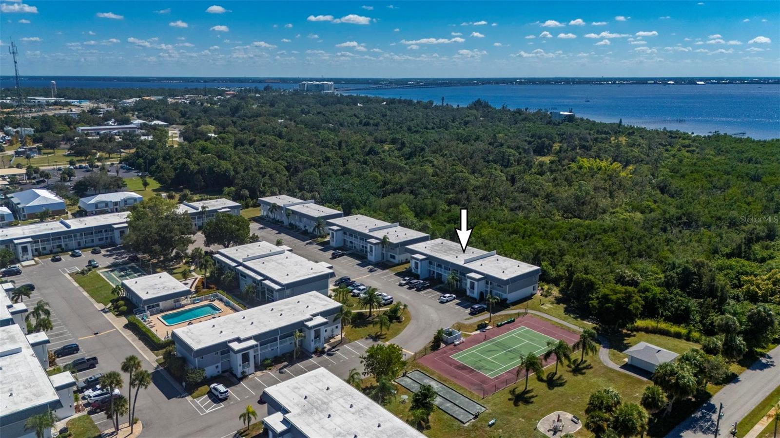 Image 45 of 64 For 22375 Edgewater Drive 234