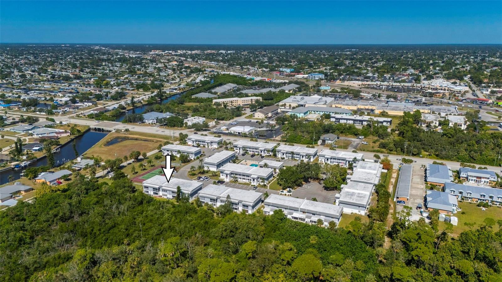 Image 50 of 64 For 22375 Edgewater Drive 234