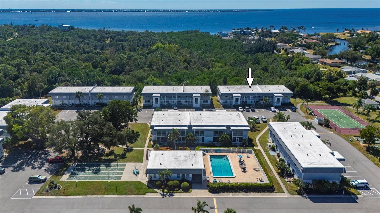 Image 53 of 64 For 22375 Edgewater Drive 234