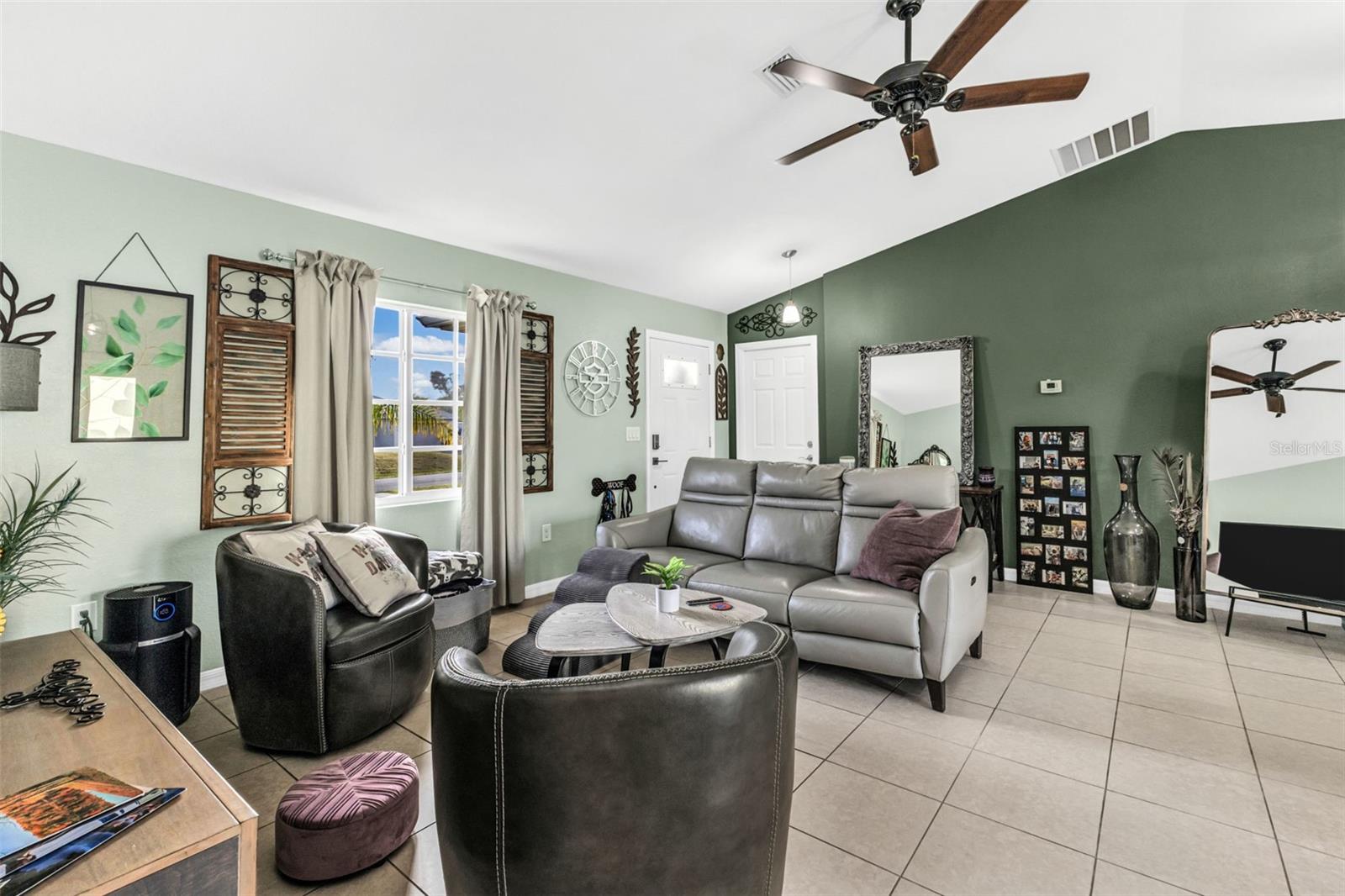 Image 10 of 40 For 1493 Amnesty Drive