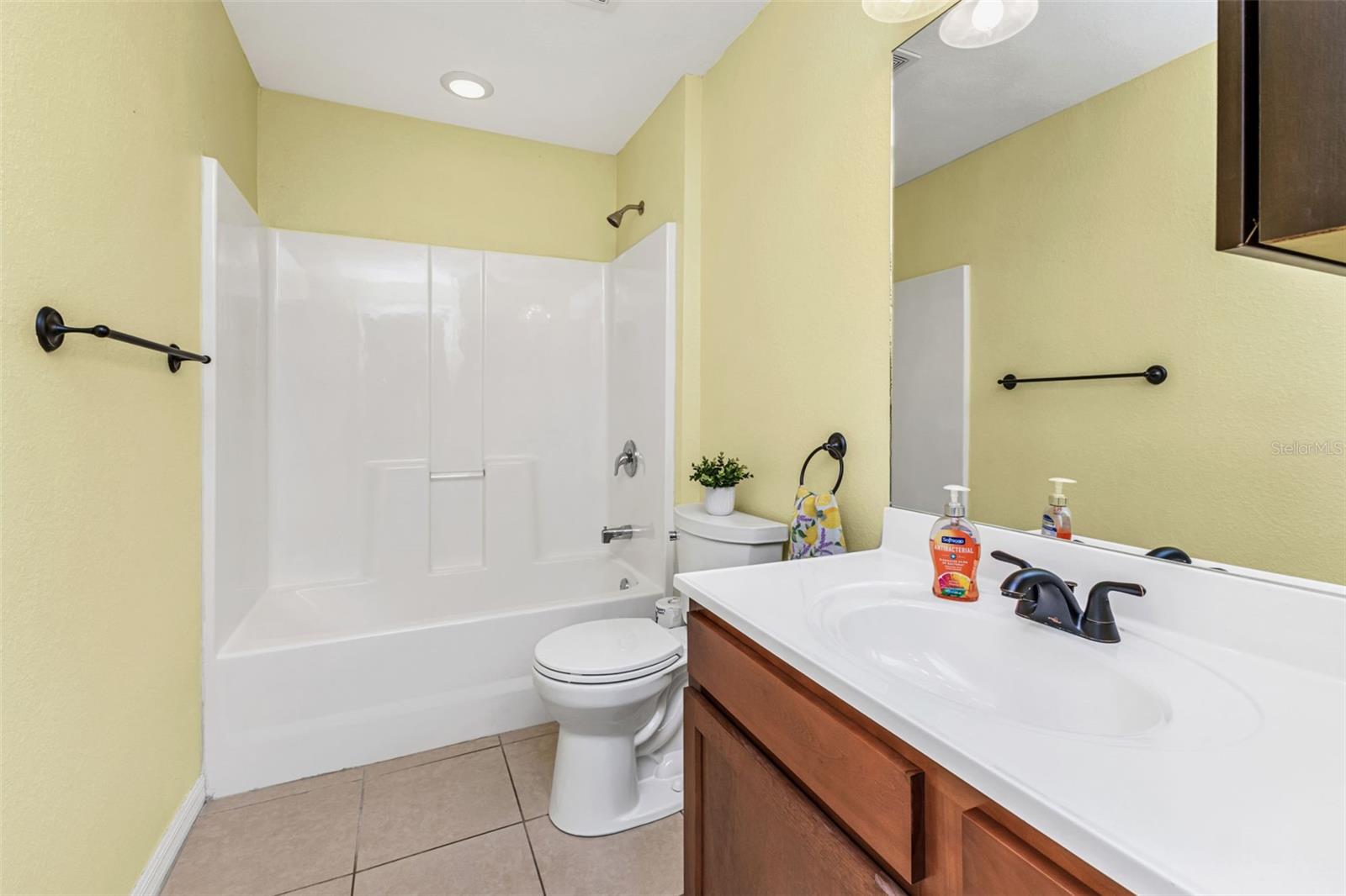 Image 27 of 40 For 1493 Amnesty Drive