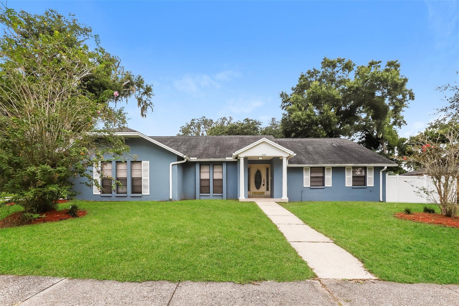 Details for 1110 Lakemont Drive, VALRICO, FL 33594