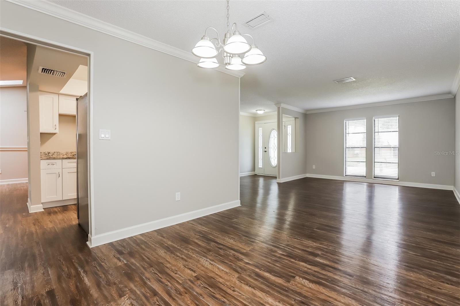 Image 3 of 15 For 1110 Lakemont Drive