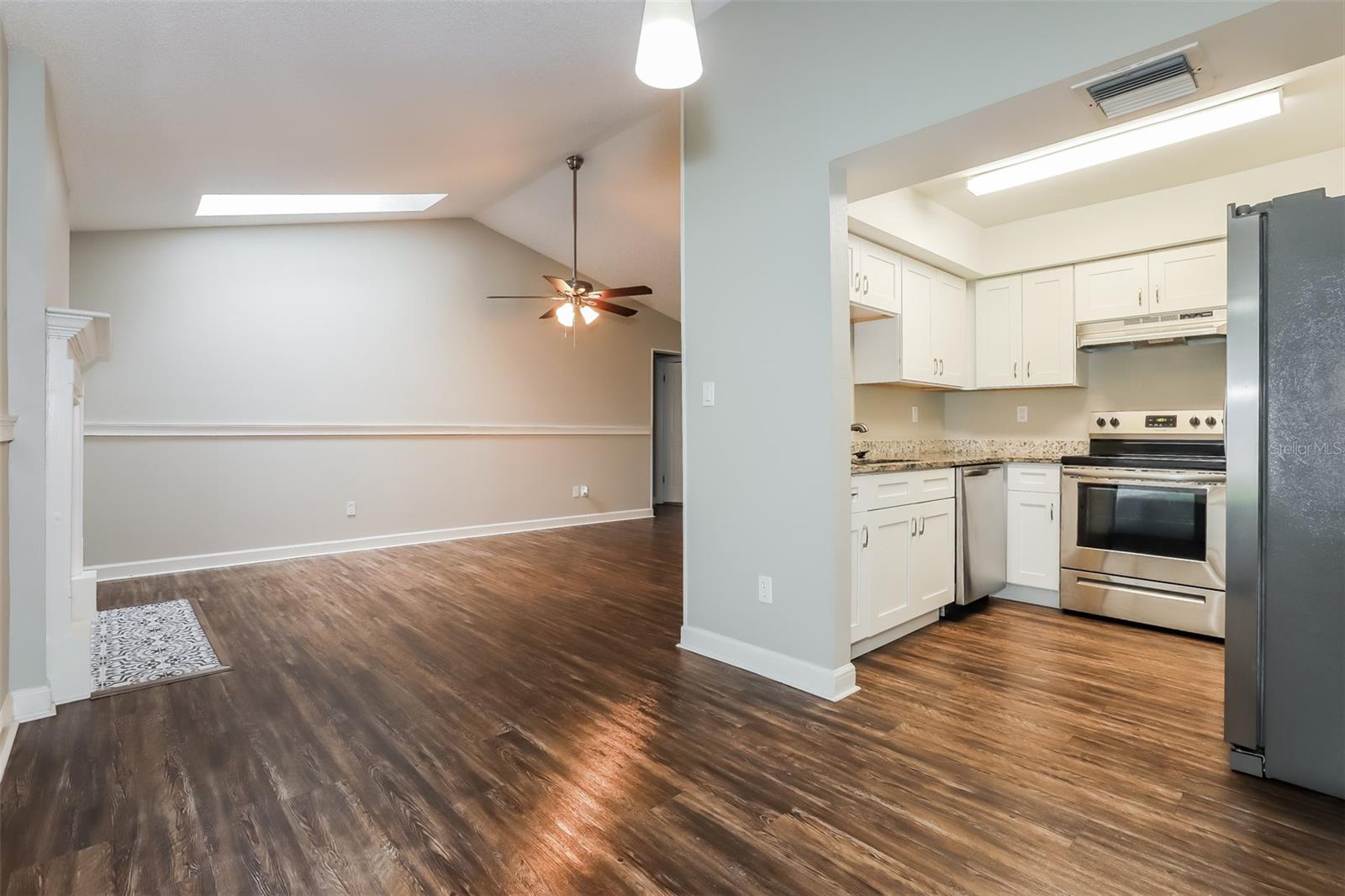 Image 4 of 15 For 1110 Lakemont Drive